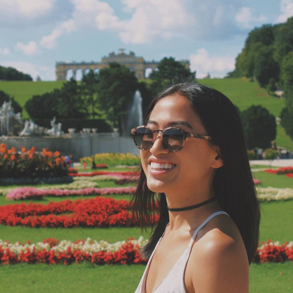 Meet your Posher, Michelle